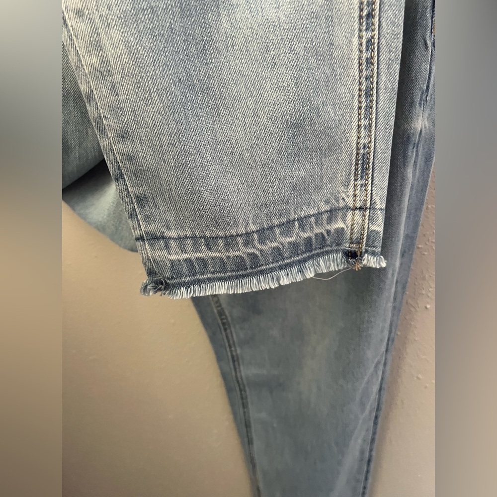 Insane Gene Women's High Rise Premium Girlfriend Jeans Size 9/28 New - Picture 9 of 13